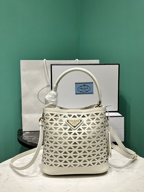 Bag P, photo 1