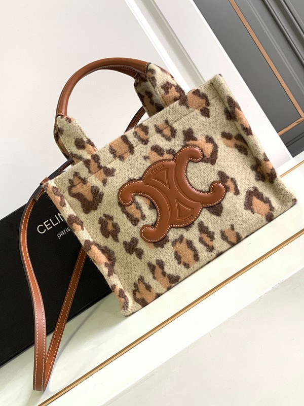 Bag C, photo 1