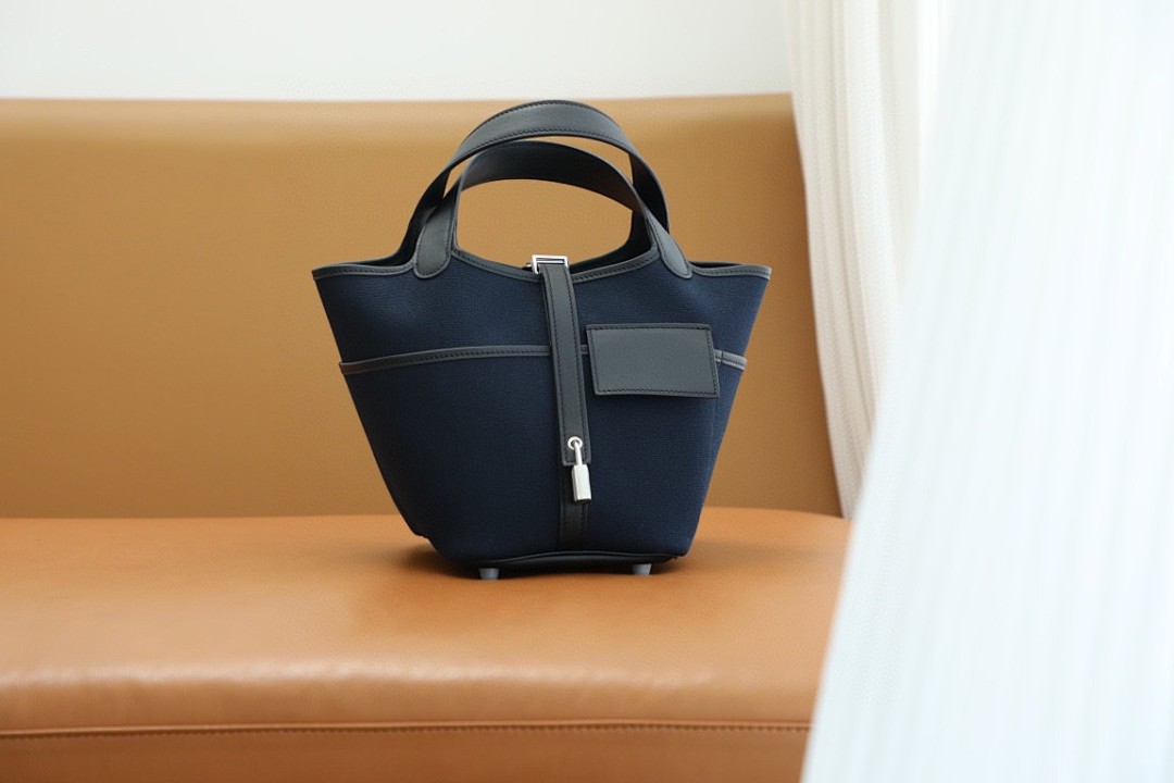 Bag HM, photo 1