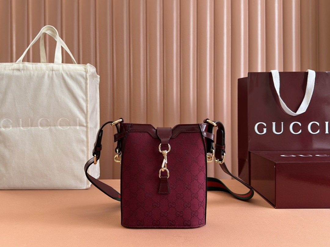 Bag G, photo 1