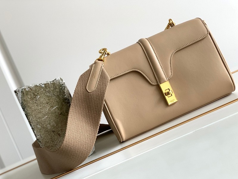 Bag C, photo 1