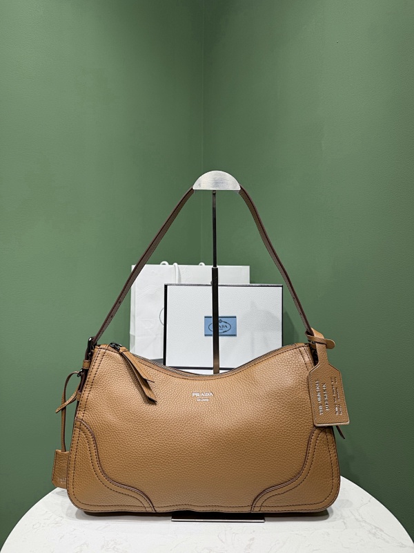 Bag P, photo 1