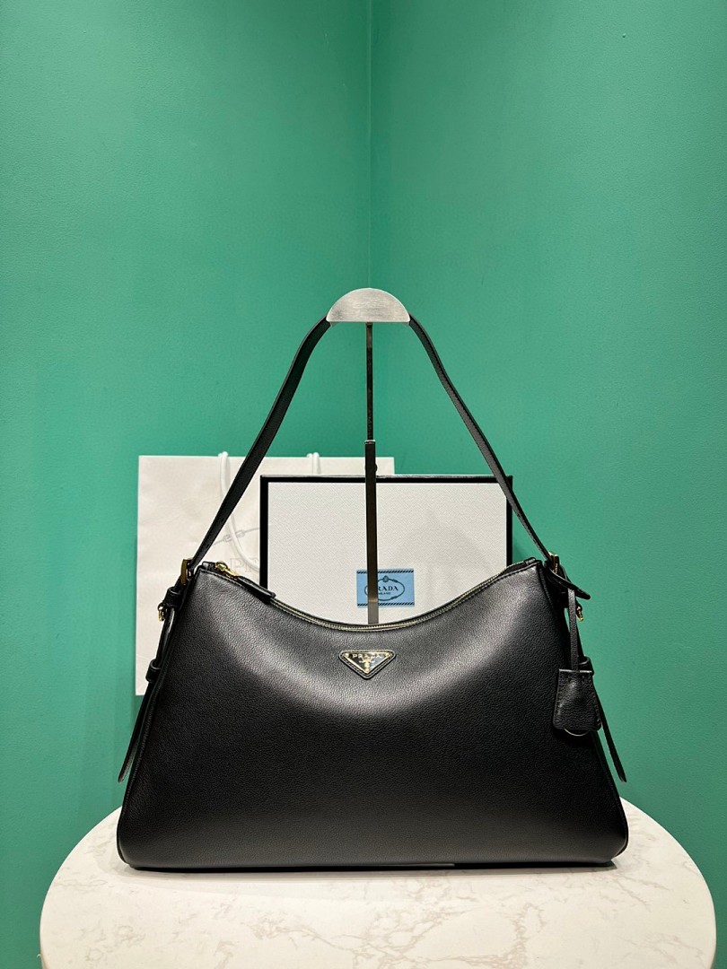 Bag P, photo 1