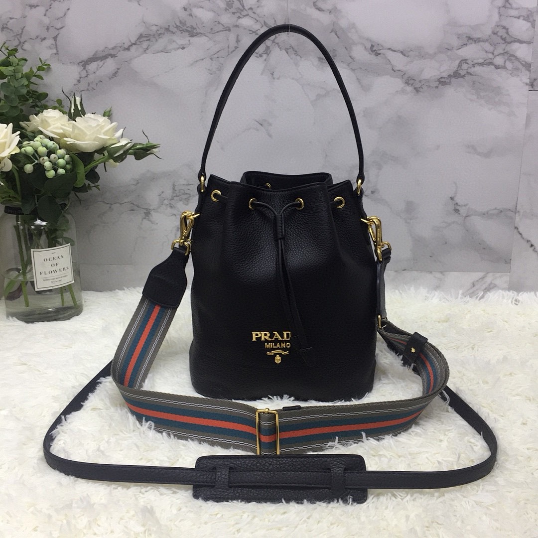 Bag P, photo 1