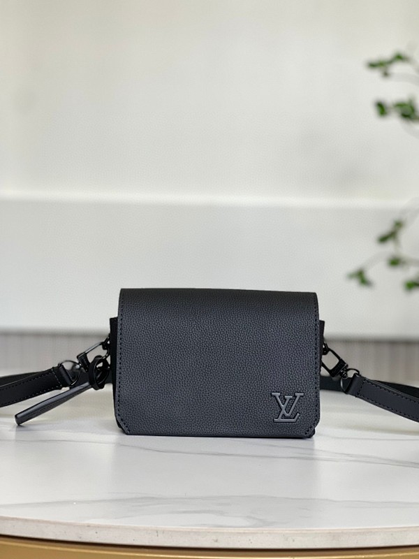 Bag L, photo 1