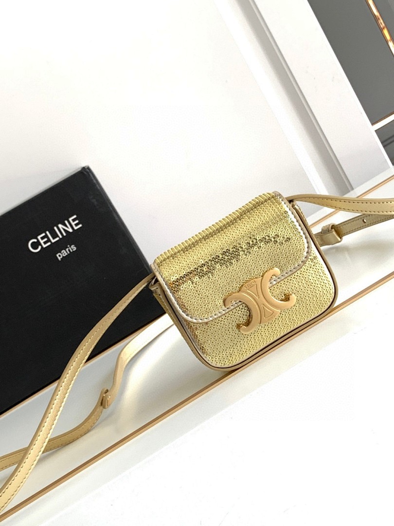 Bag C, photo 1