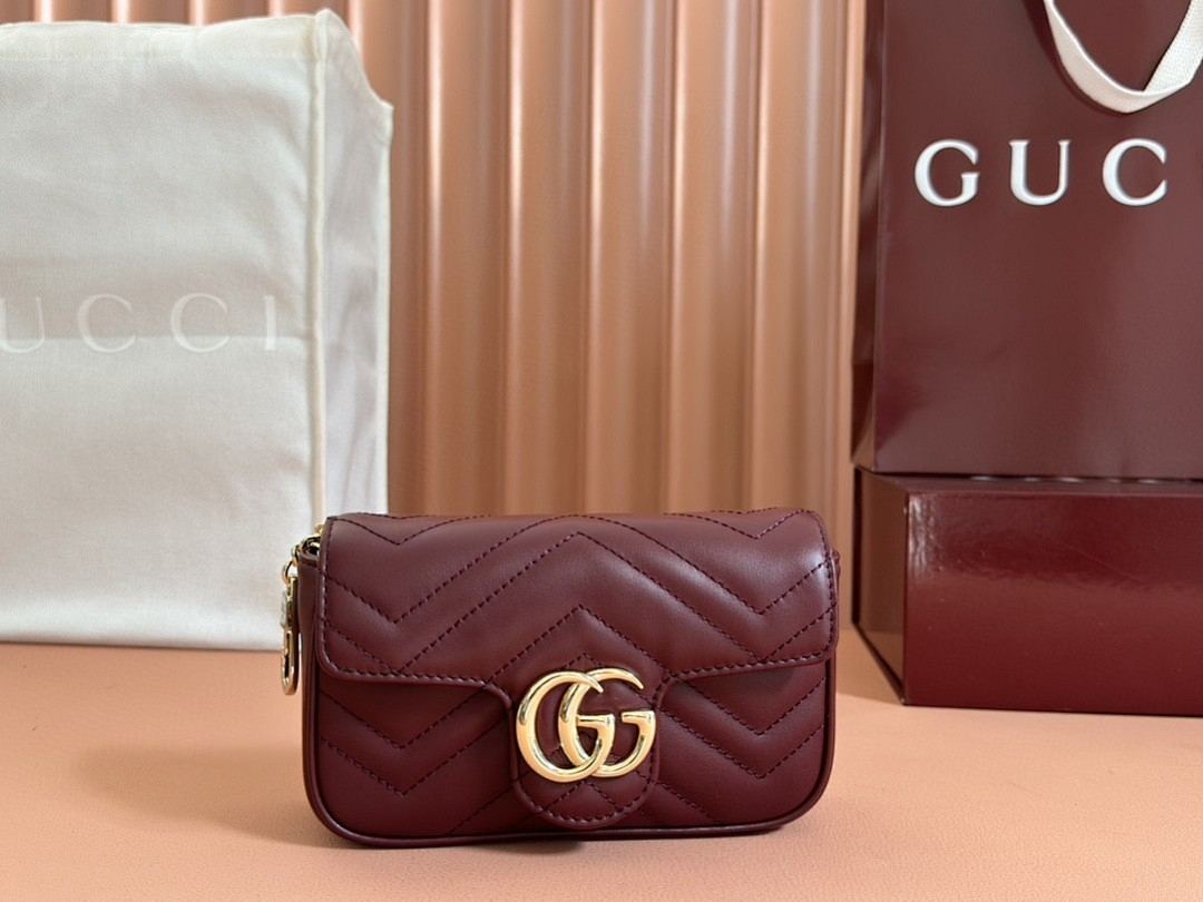 G, photo 1