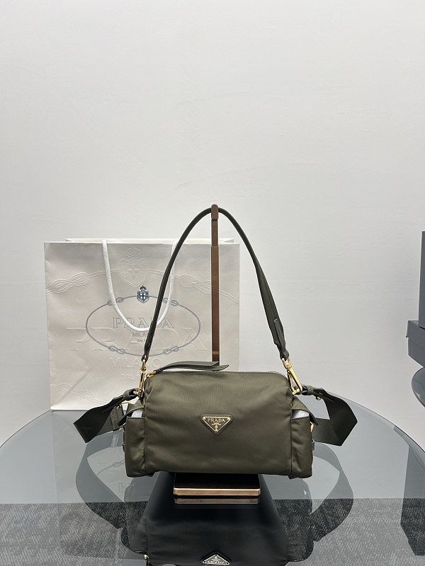 Bag P, photo 1