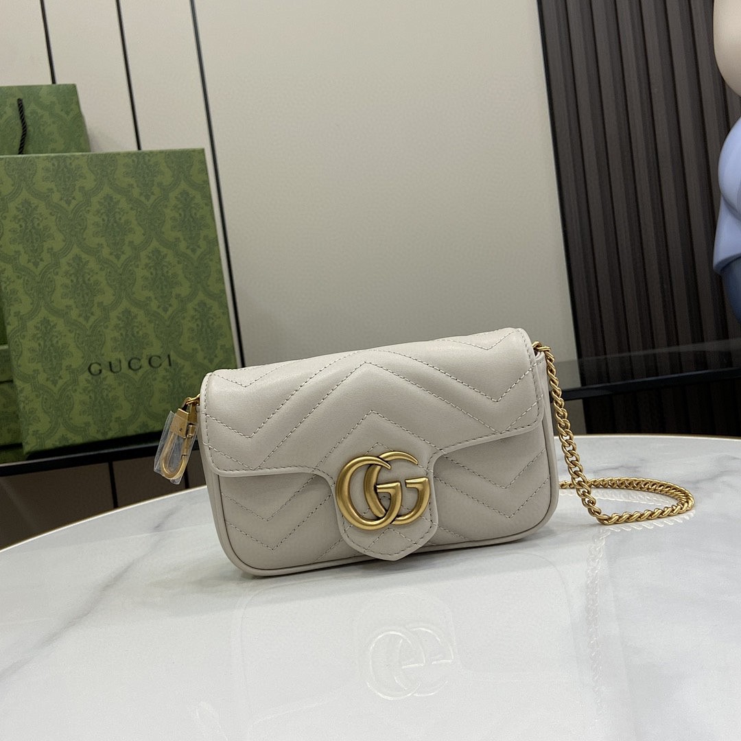 G, photo 1