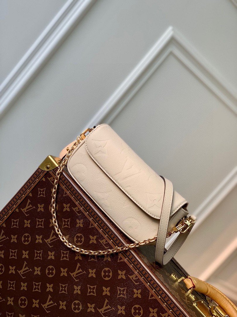 Bag L, photo 1