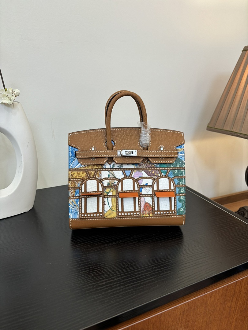 HM, photo 1