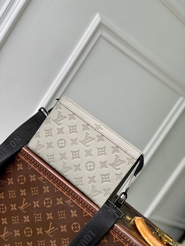 Bag L, photo 1