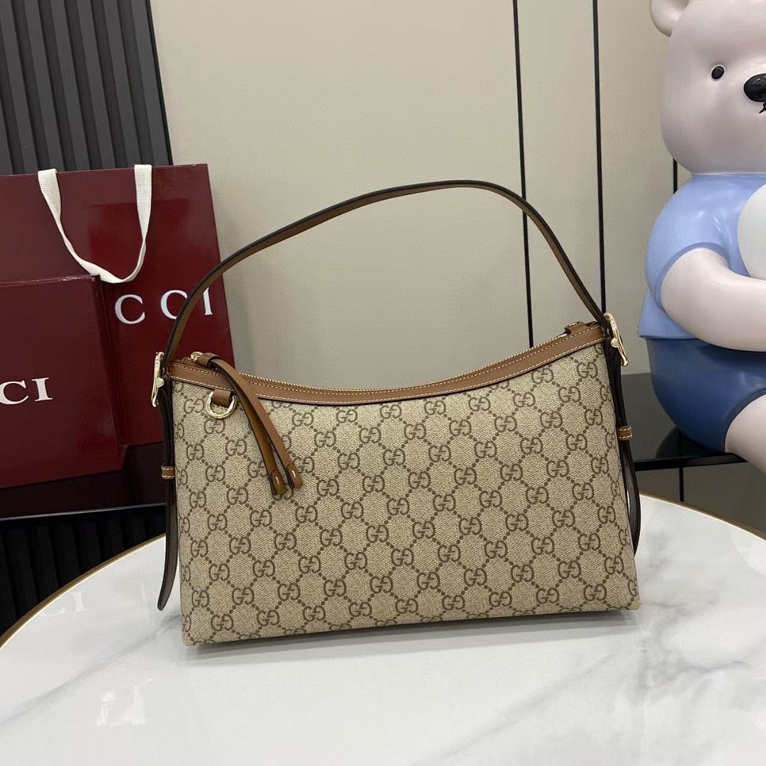 Bag G, photo 1