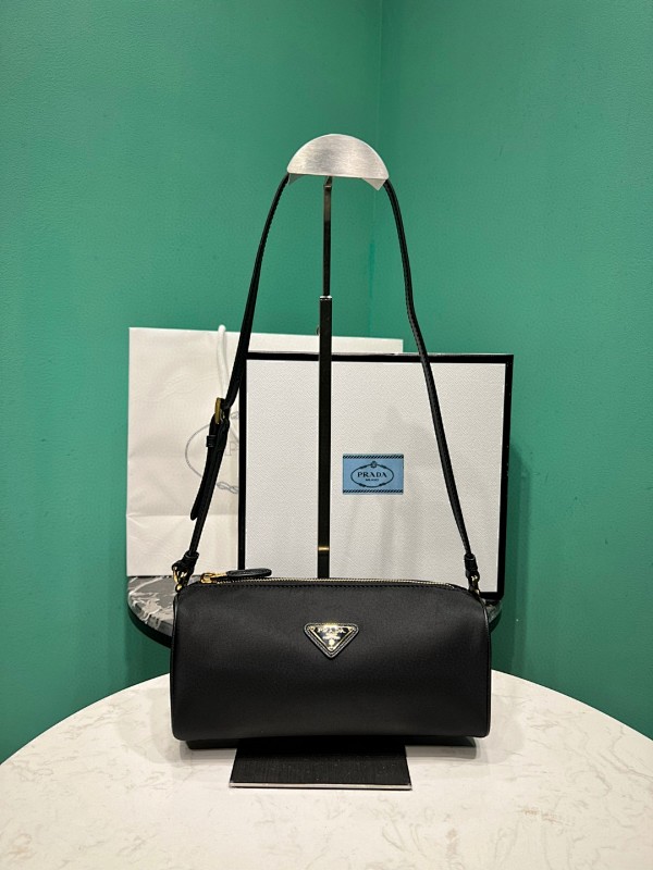 Bag P, photo 1