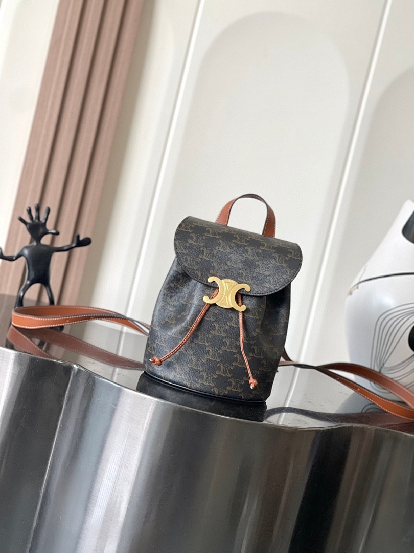 Bag C, photo 1