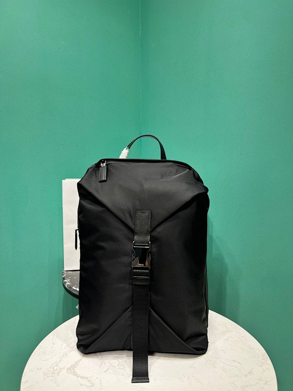 Bag P, photo 1