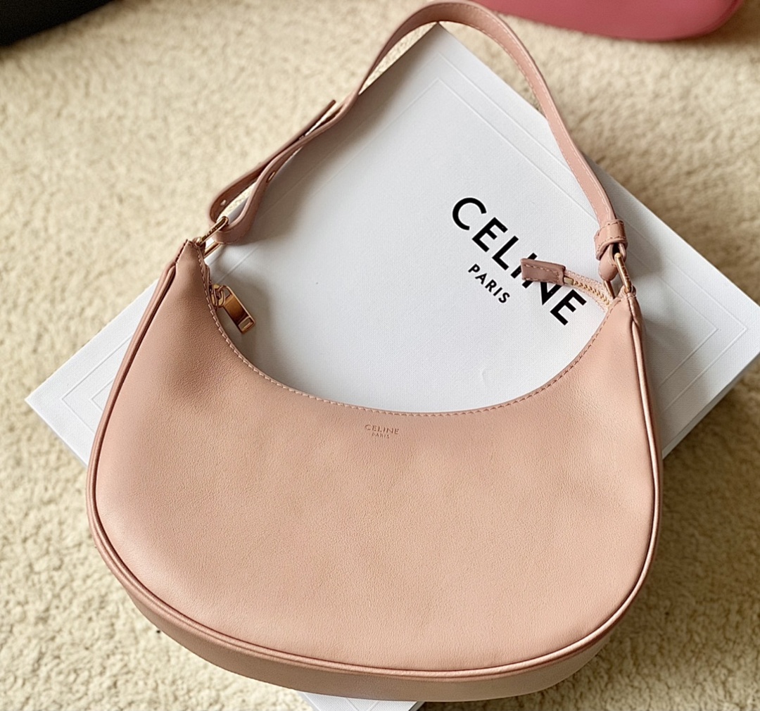 Bag C, photo 1