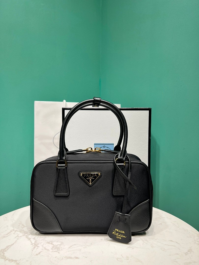 Bag P, photo 1