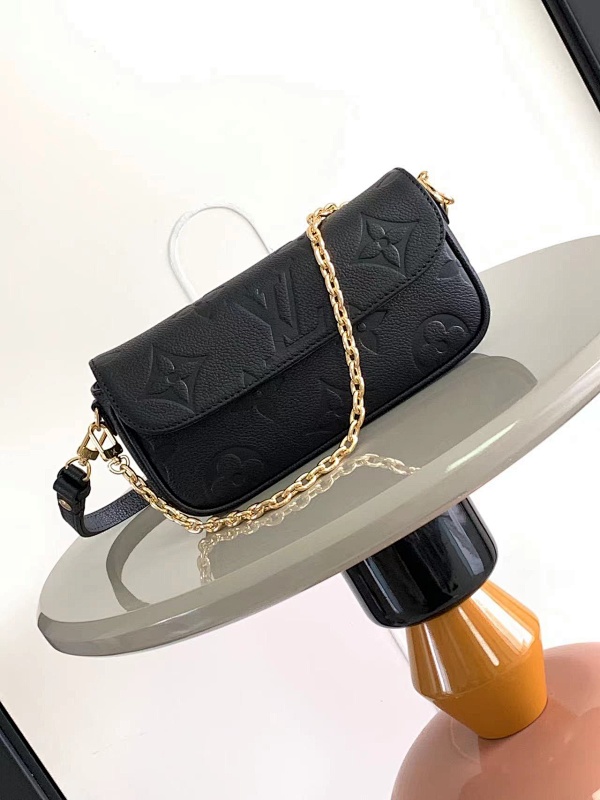 Bag L, photo 1