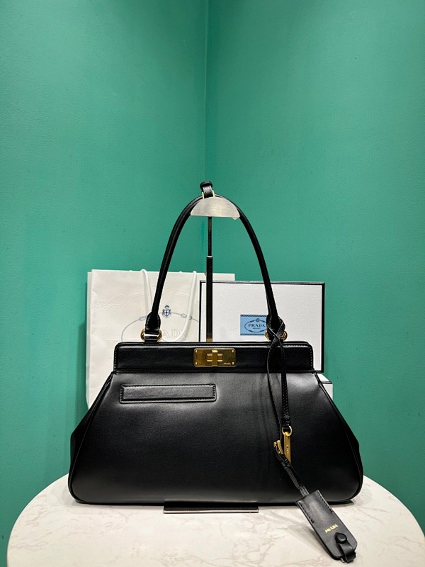 Bag P, photo 1