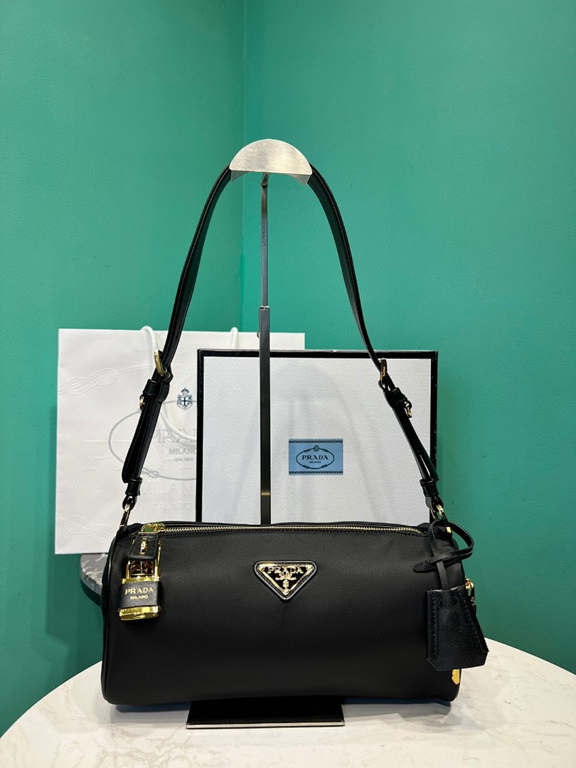 Bag P, photo 1