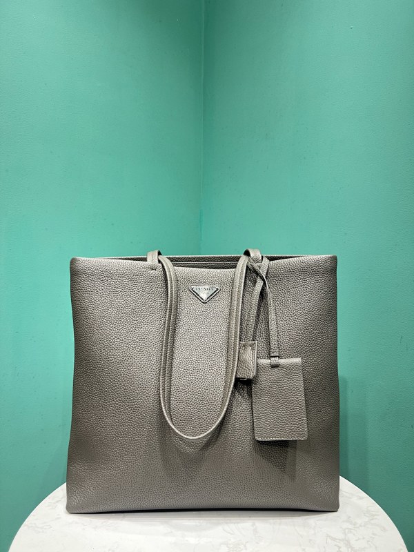 Bag P, photo 1