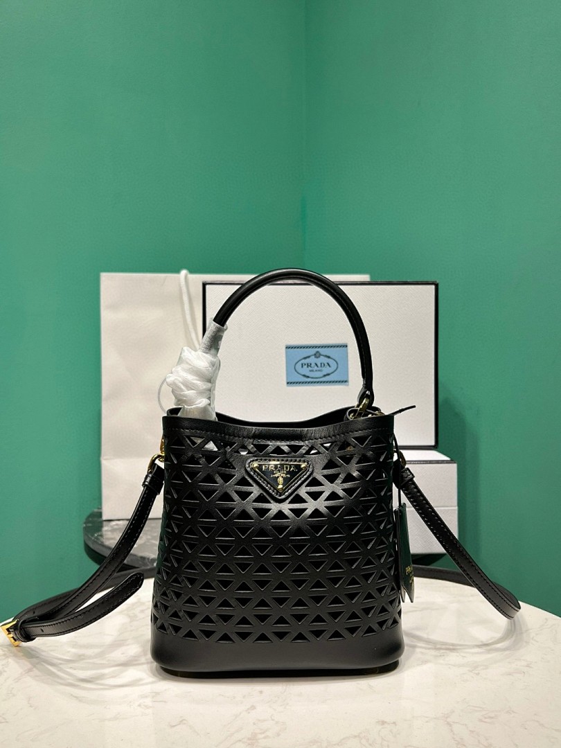 Bag P, photo 1