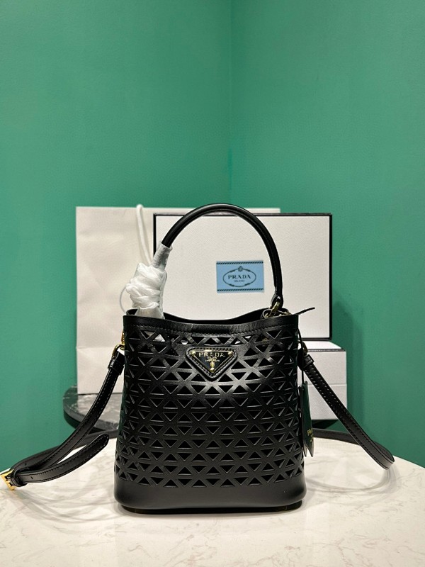 Bag P, photo 1