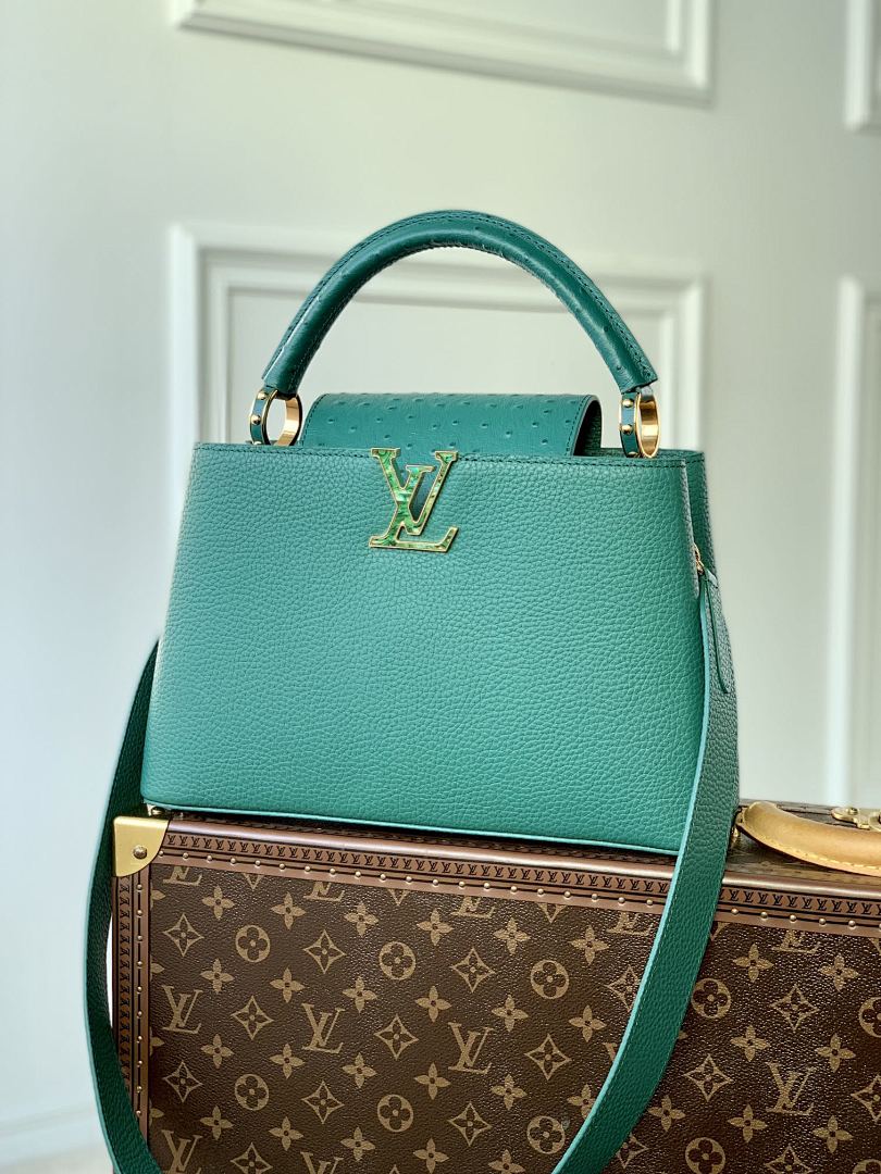 Bag 1, photo 1