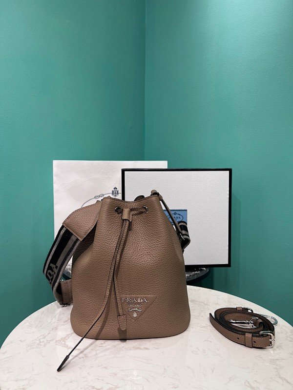 Bag P, photo 1