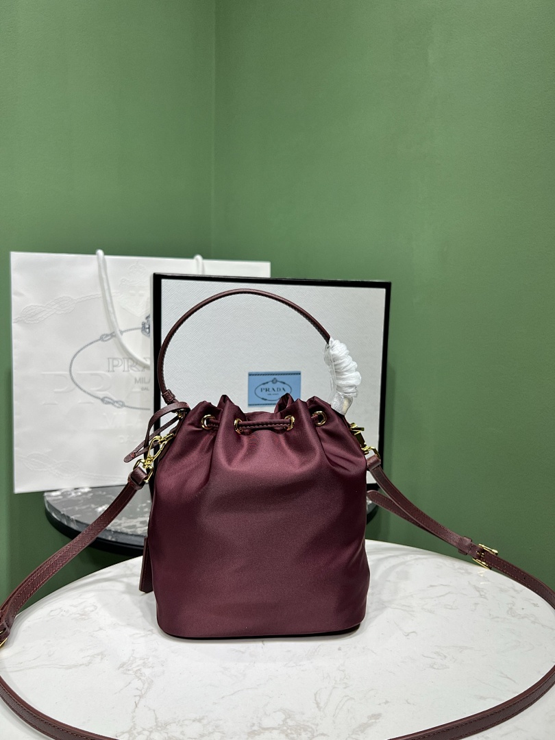 Bag P, photo 1
