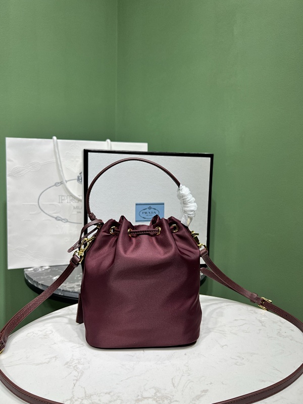 Bag P, photo 1