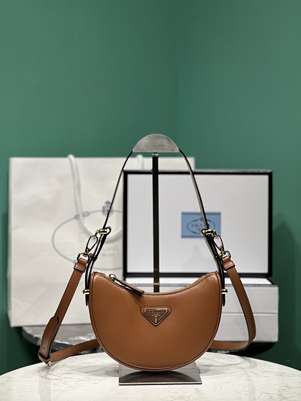 Bag P, photo 1
