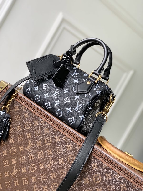 Bag L, photo 1