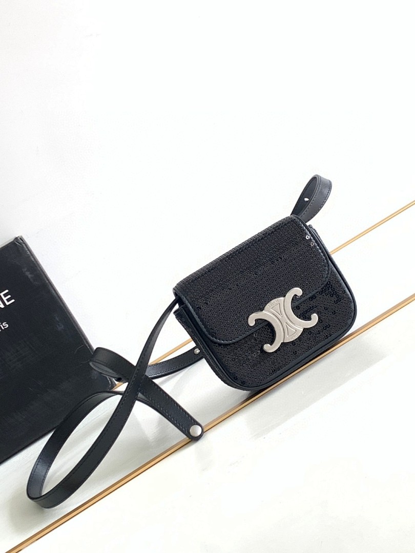 Bag C, photo 1