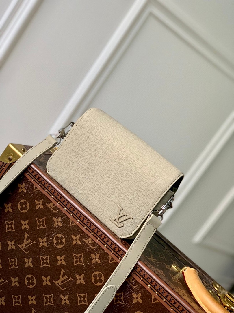 Bag L, photo 1