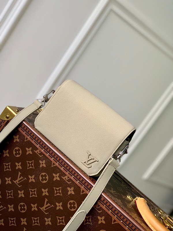Bag L, photo 1
