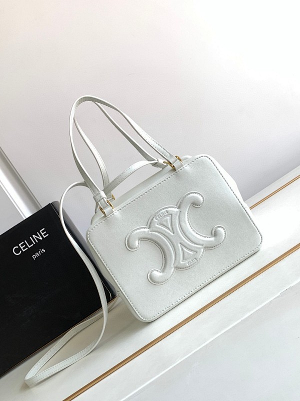Bag C, photo 1
