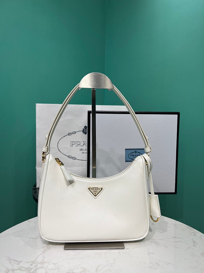 Bag P, photo 1