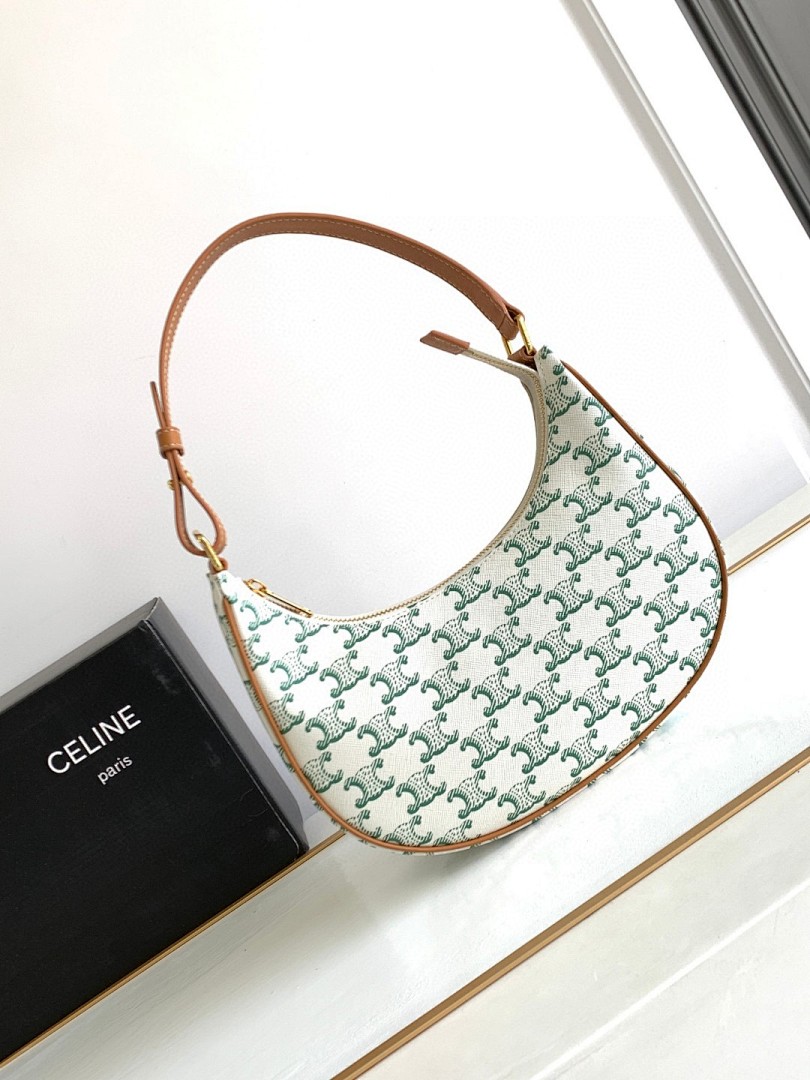 Bag C, photo 1