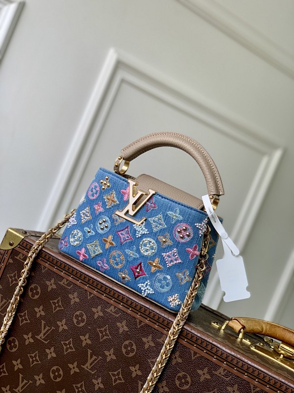 L, photo 1