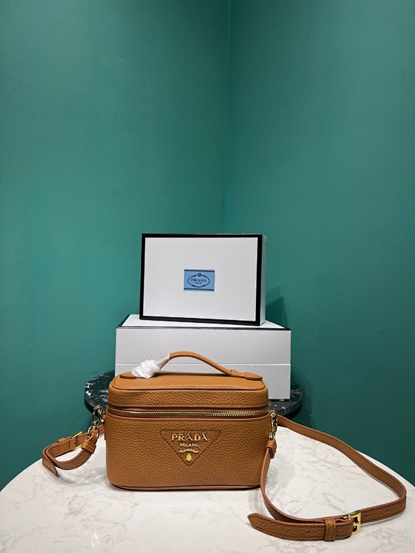 Bag P, photo 1
