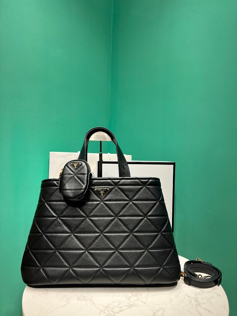 Bag P, photo 1