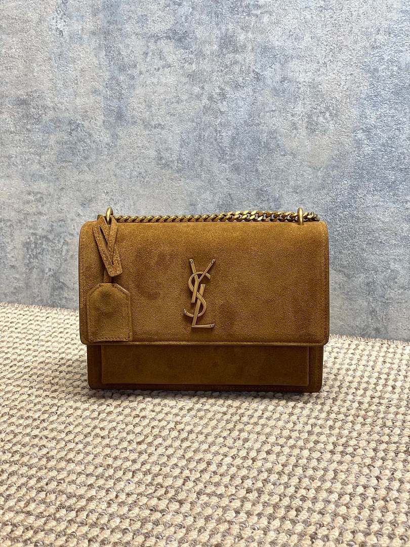 YS, photo 1