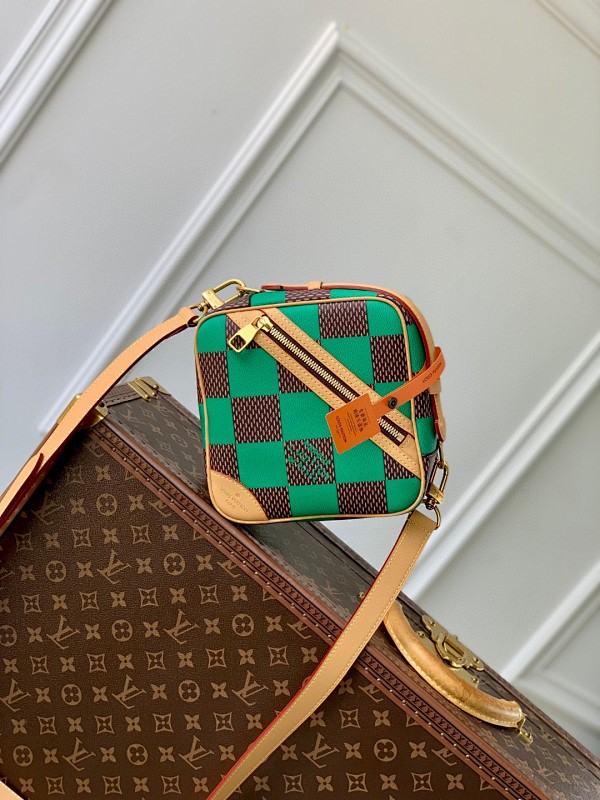 Bag L, photo 1