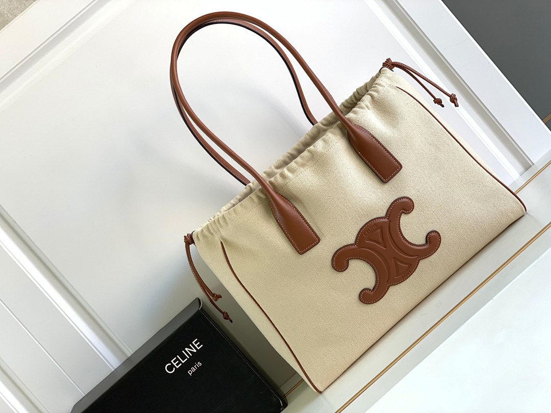 Bag C, photo 1