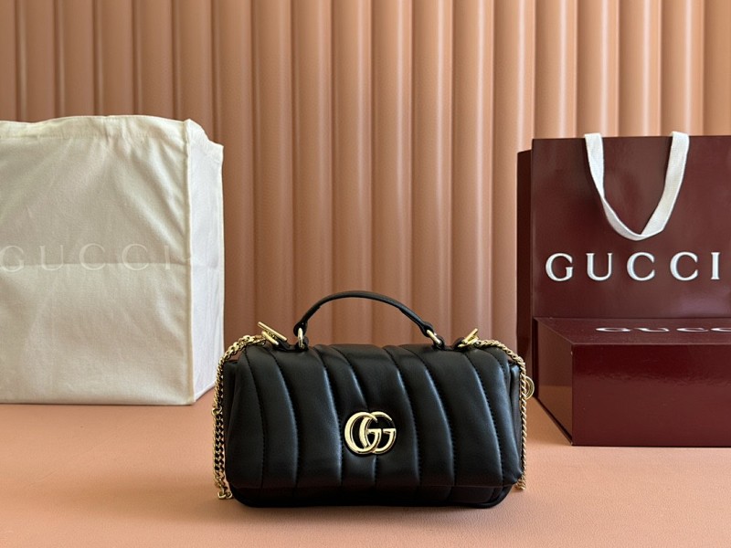 G, photo 1