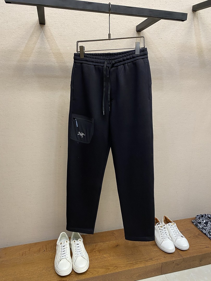 Arc'teryx Arc'teryx, photo 1