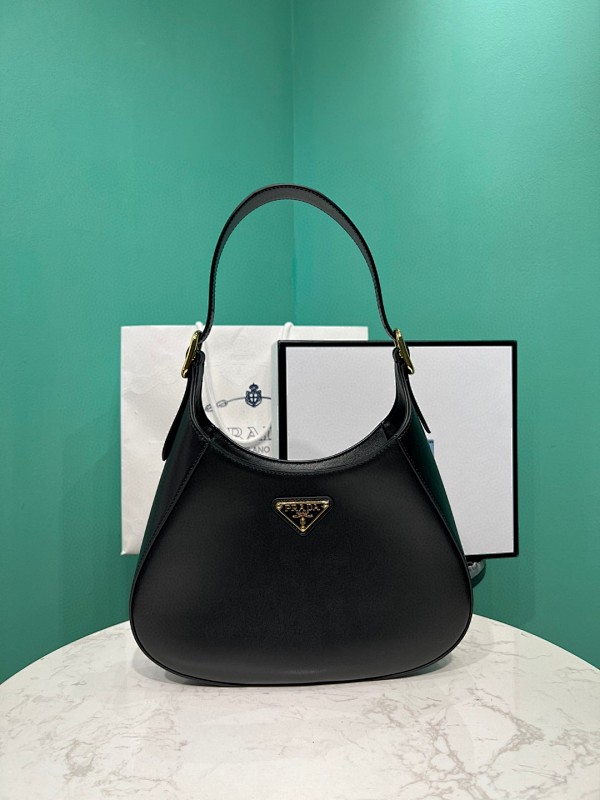 P, photo 1