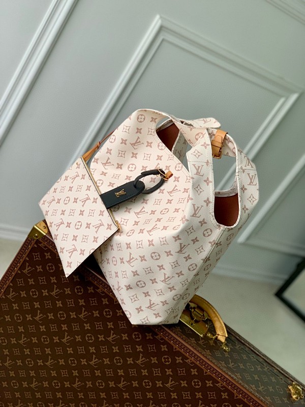 Bag L, photo 1